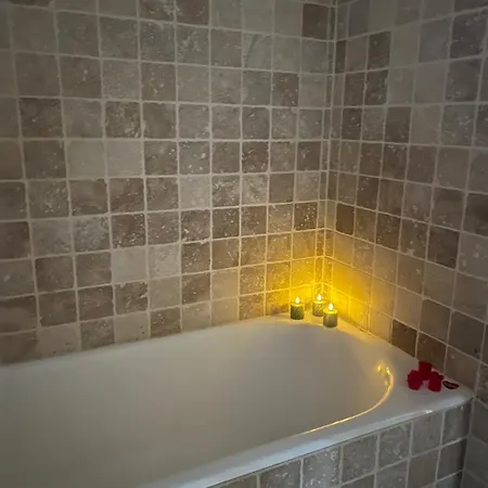 Le Petit Paradis